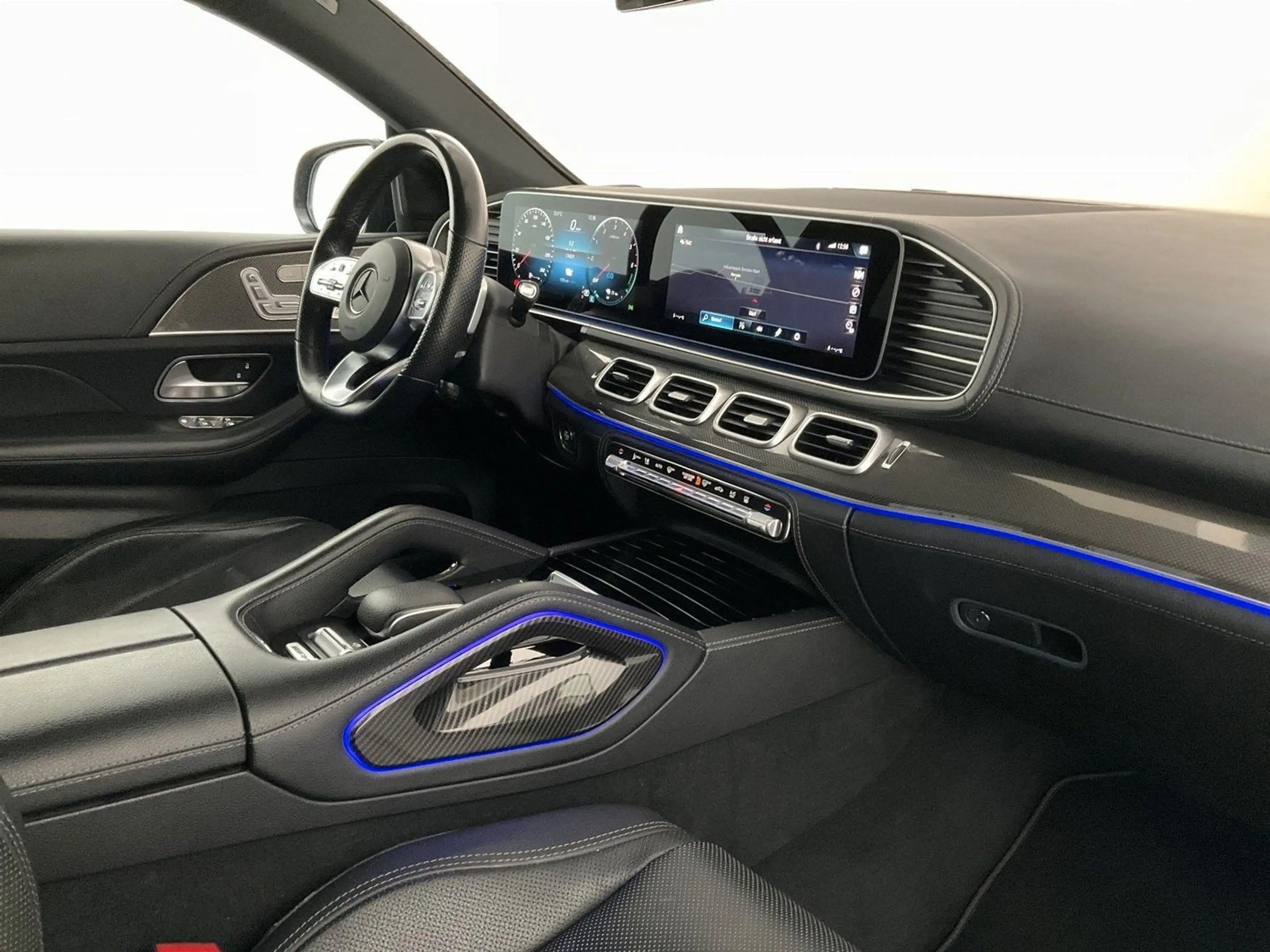 Mercedes-Benz GLE 350 GLE350de Coupe 4M PANO LUFT CARBON AHK 360 HEADU — photo 7