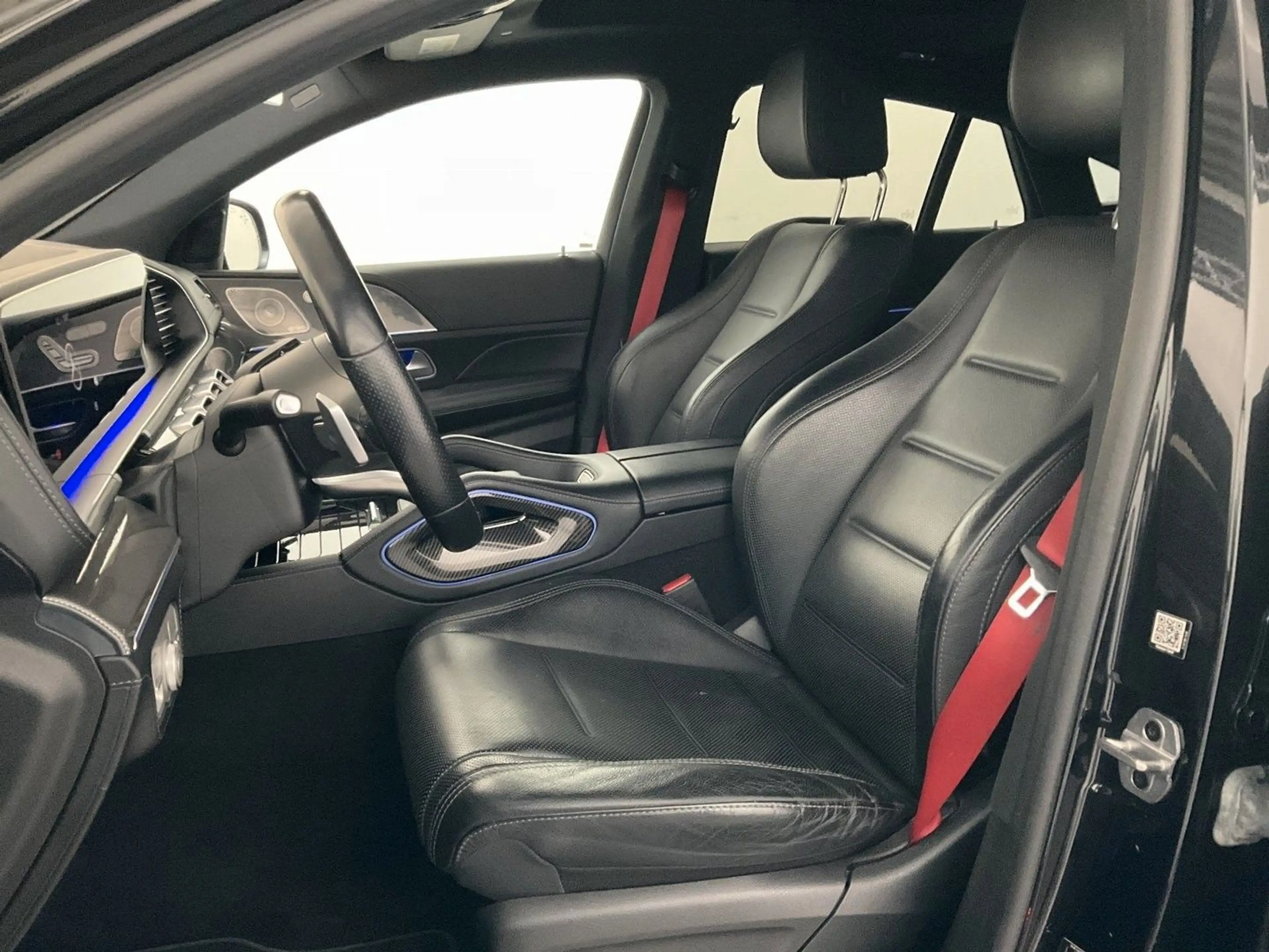 Mercedes-Benz GLE 350 GLE350de Coupe 4M PANO LUFT CARBON AHK 360 HEADU — photo 3