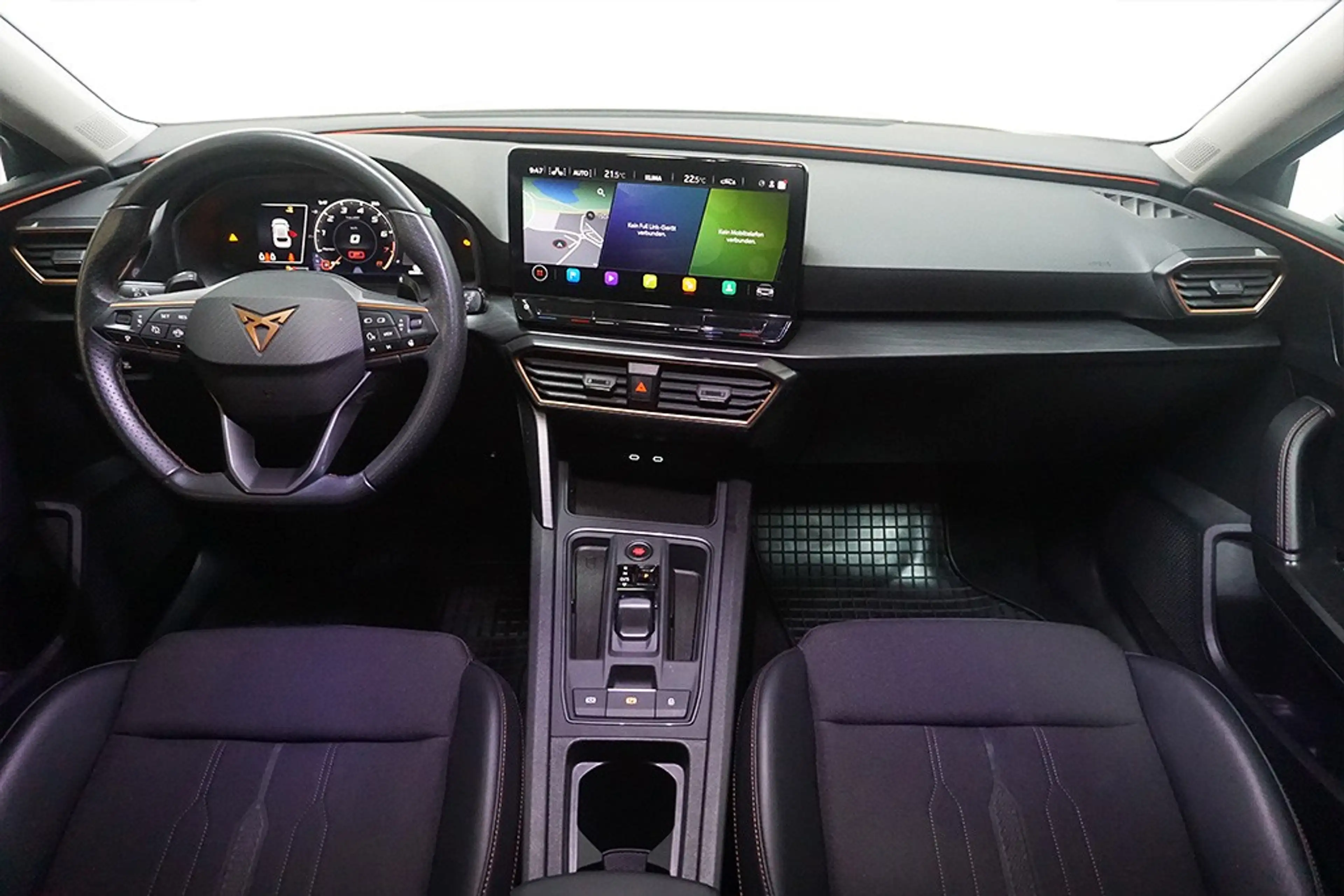 CUPRA Leon 1.5eTSI DSG Virtual SHZ Navi LED — photo 9