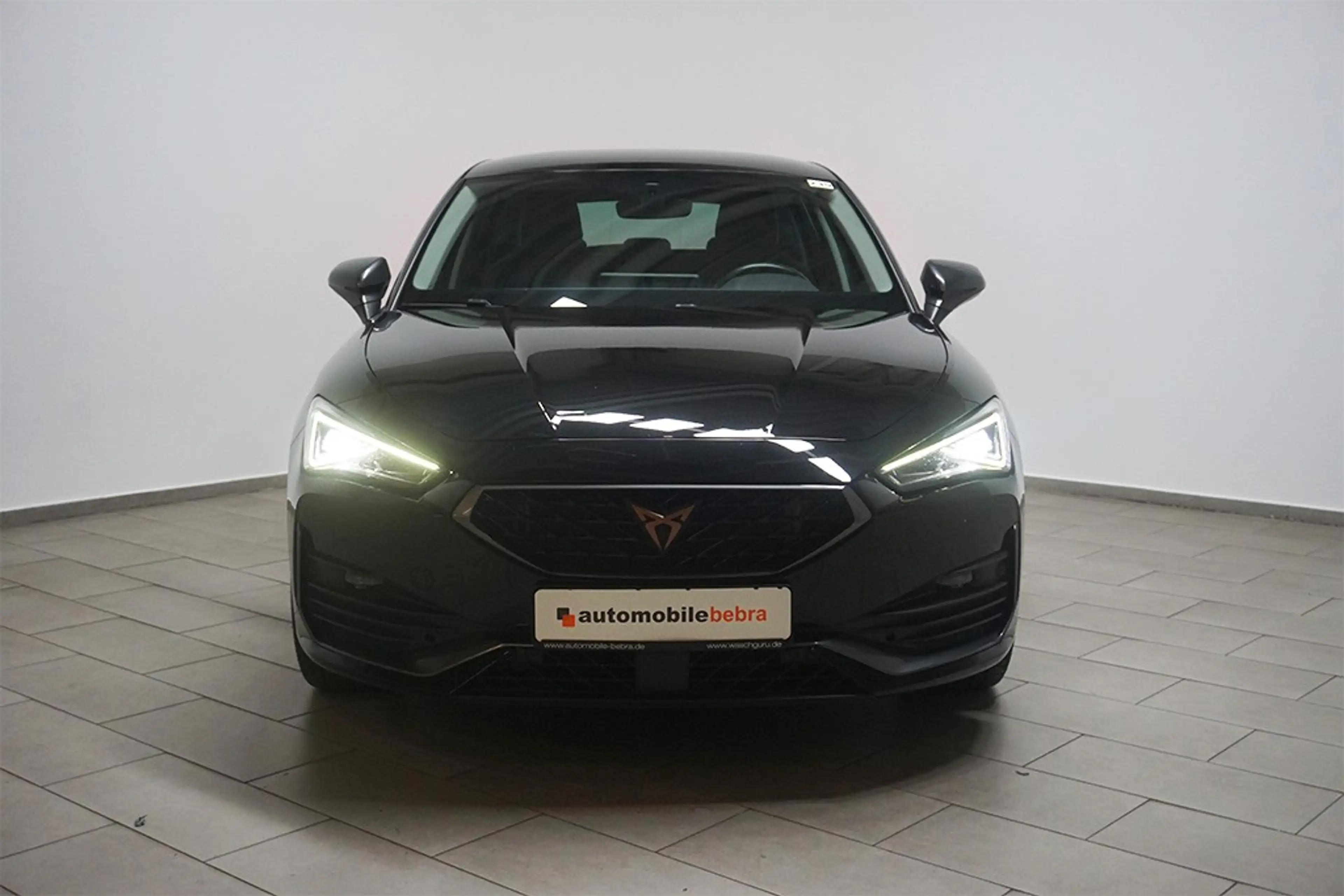 CUPRA Leon 1.5eTSI DSG Virtual SHZ Navi LED — photo 2
