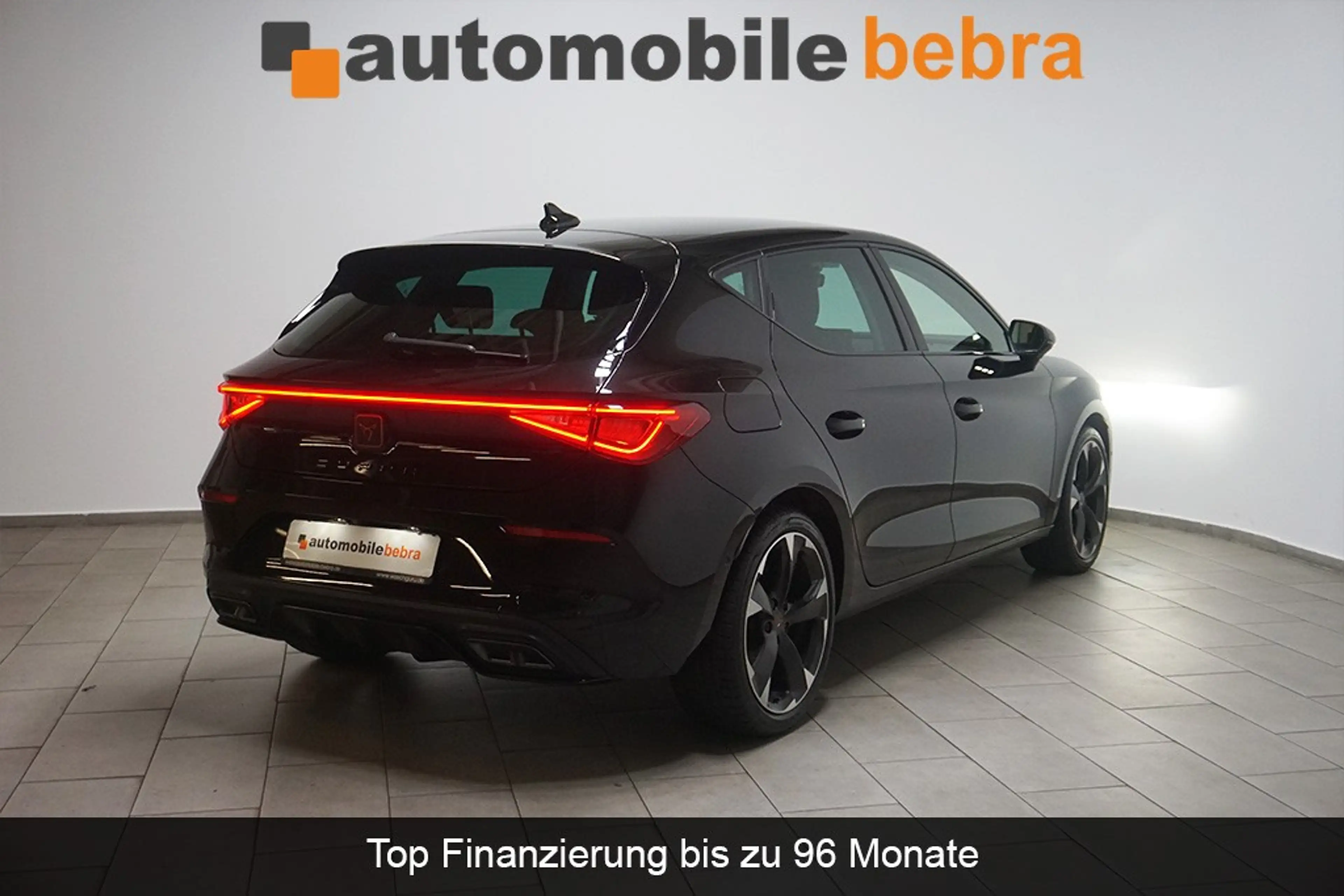 CUPRA Leon 1.5eTSI DSG Virtual SHZ Navi LED — photo 4
