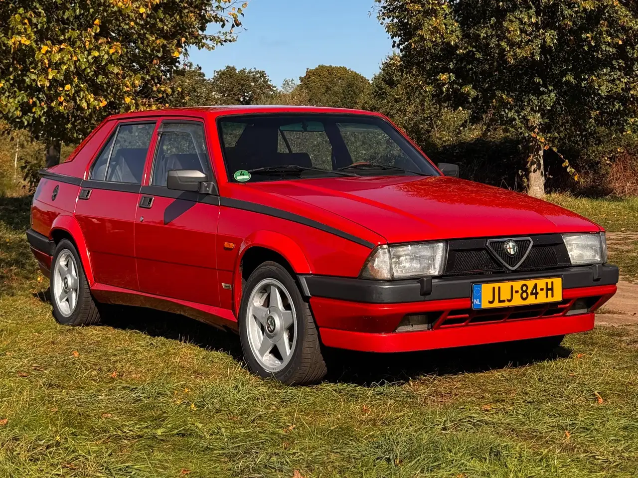 Alfa Romeo 75