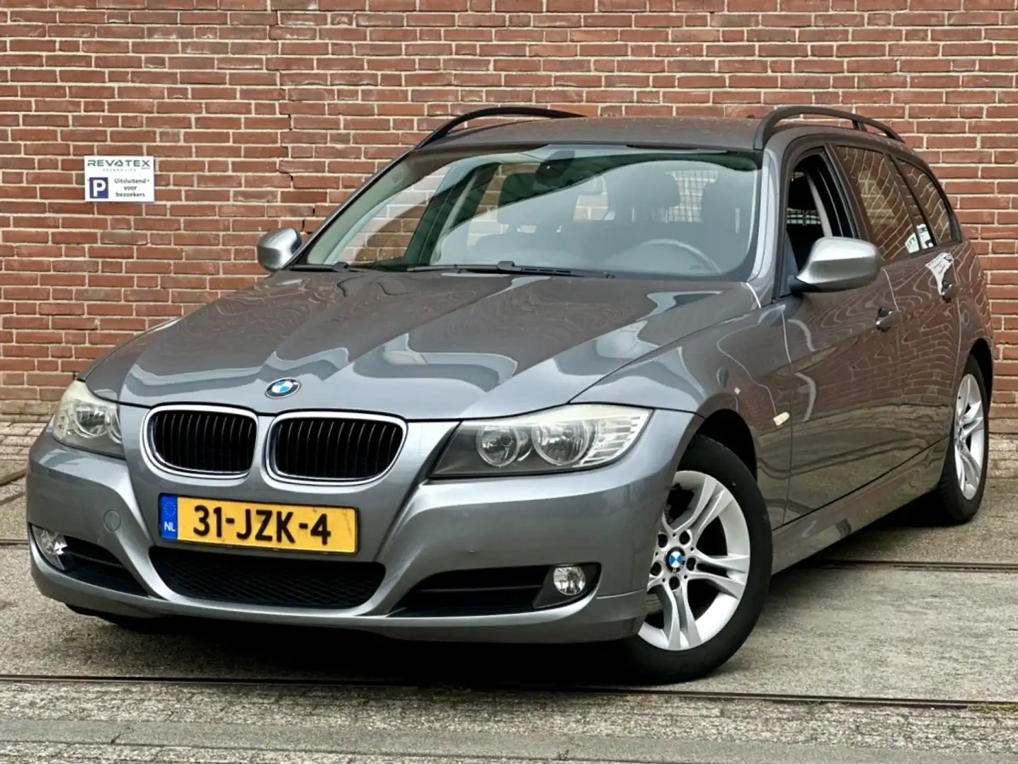 BMW 316 3-serie Touring 316i Business Line Grijs - 1