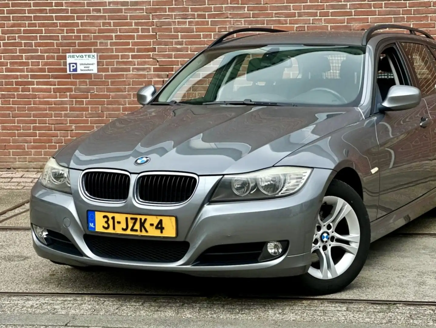 BMW 316 3-serie Touring 316i Business Line Grijs - 2