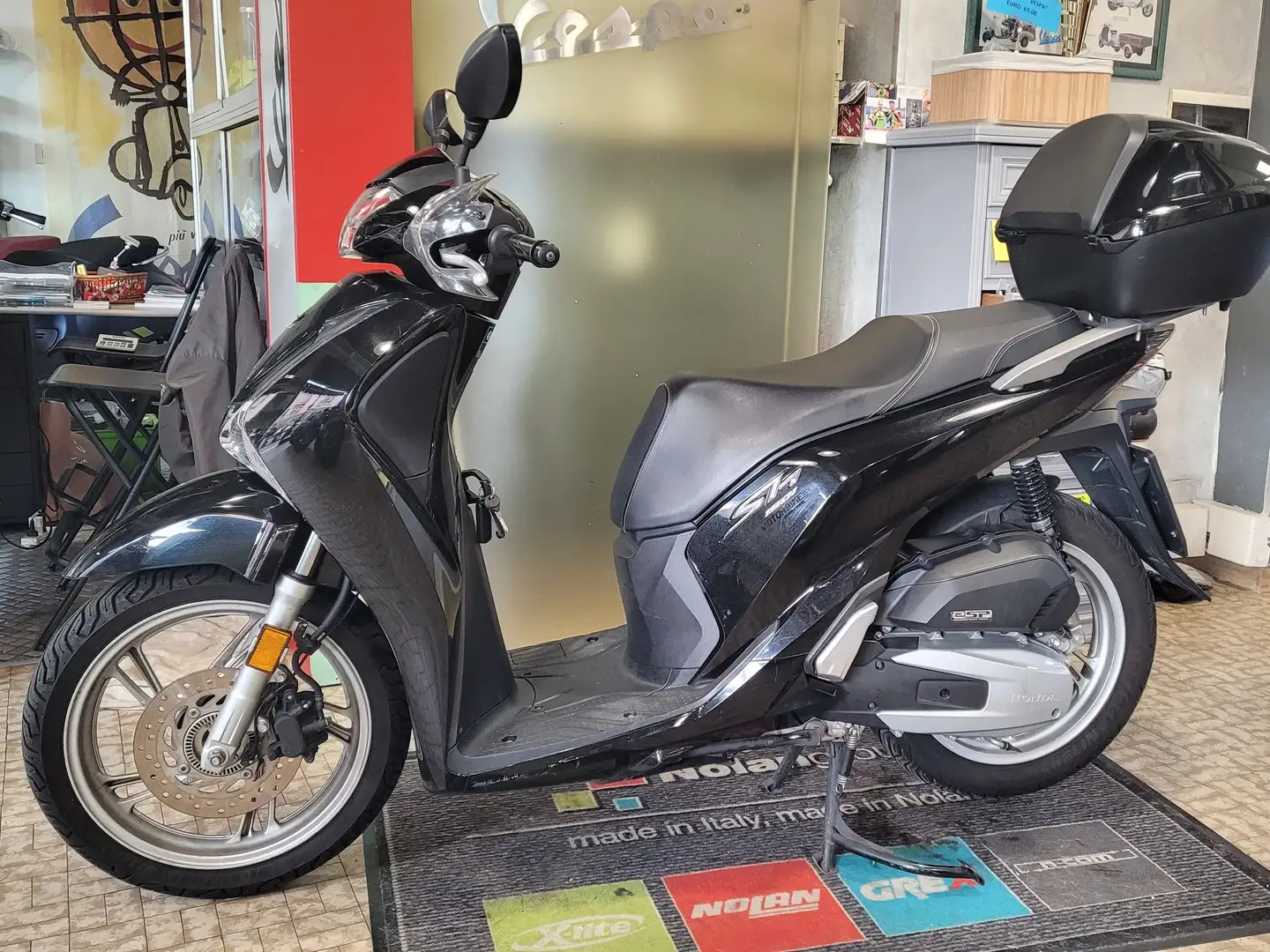 Honda SH 150i Nero - 1