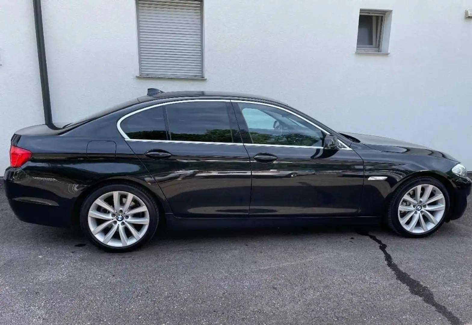 BMW 530 530d f10 2011 Noir - 2