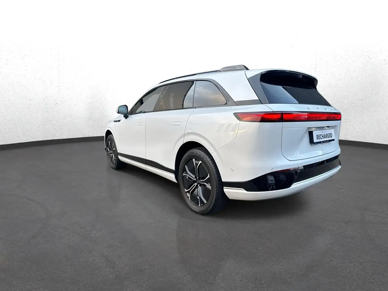 Xpeng G9 2025