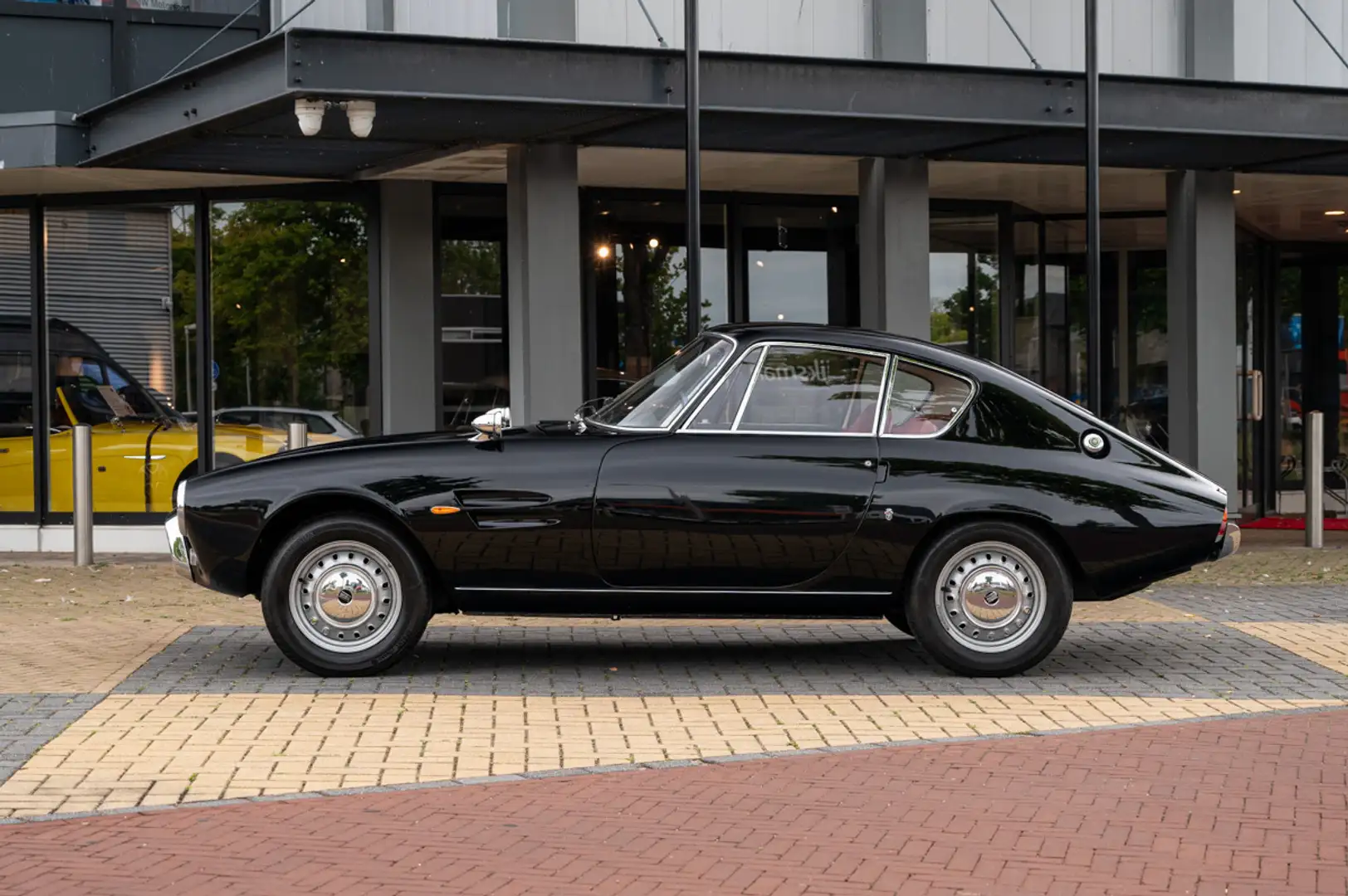 Fiat 1500 GHIA GT Schwarz - 2