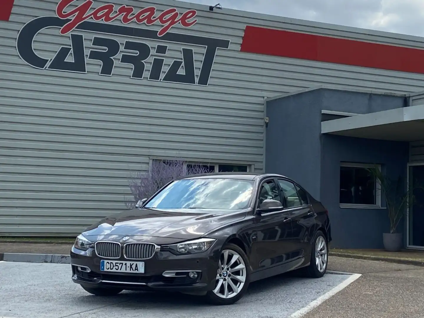 BMW 328 Berline 328i Modern - 1