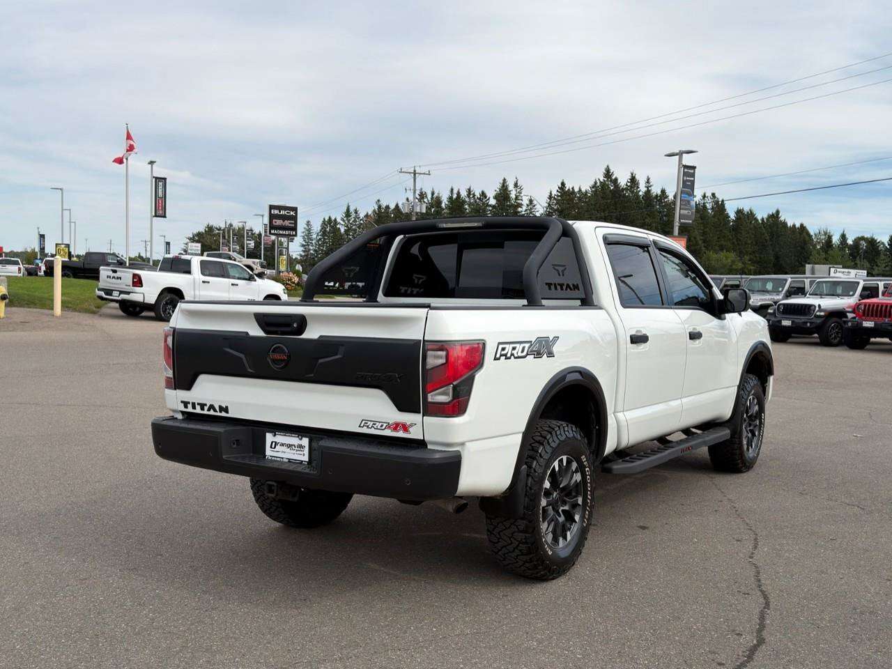 2020 Nissan Titan — снимка 1