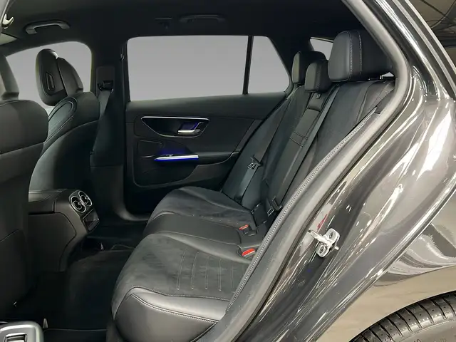 Mercedes-Benz C Class view 10