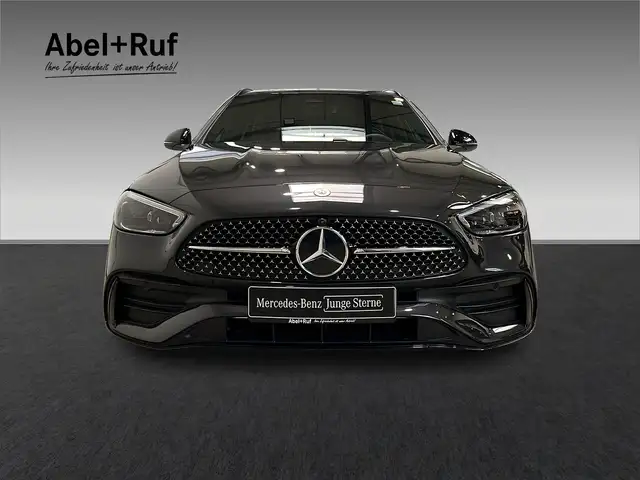 Mercedes-Benz C Class view 2