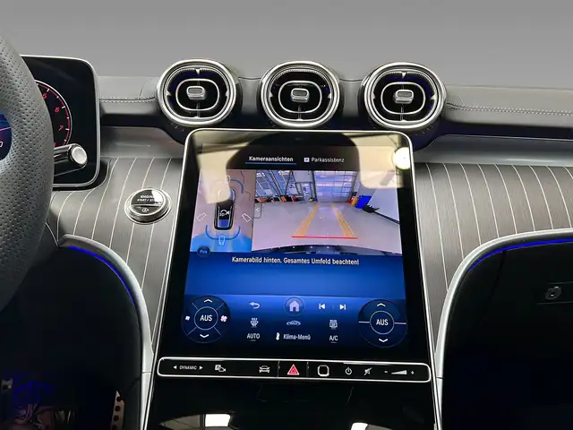 Mercedes-Benz C Class view 15