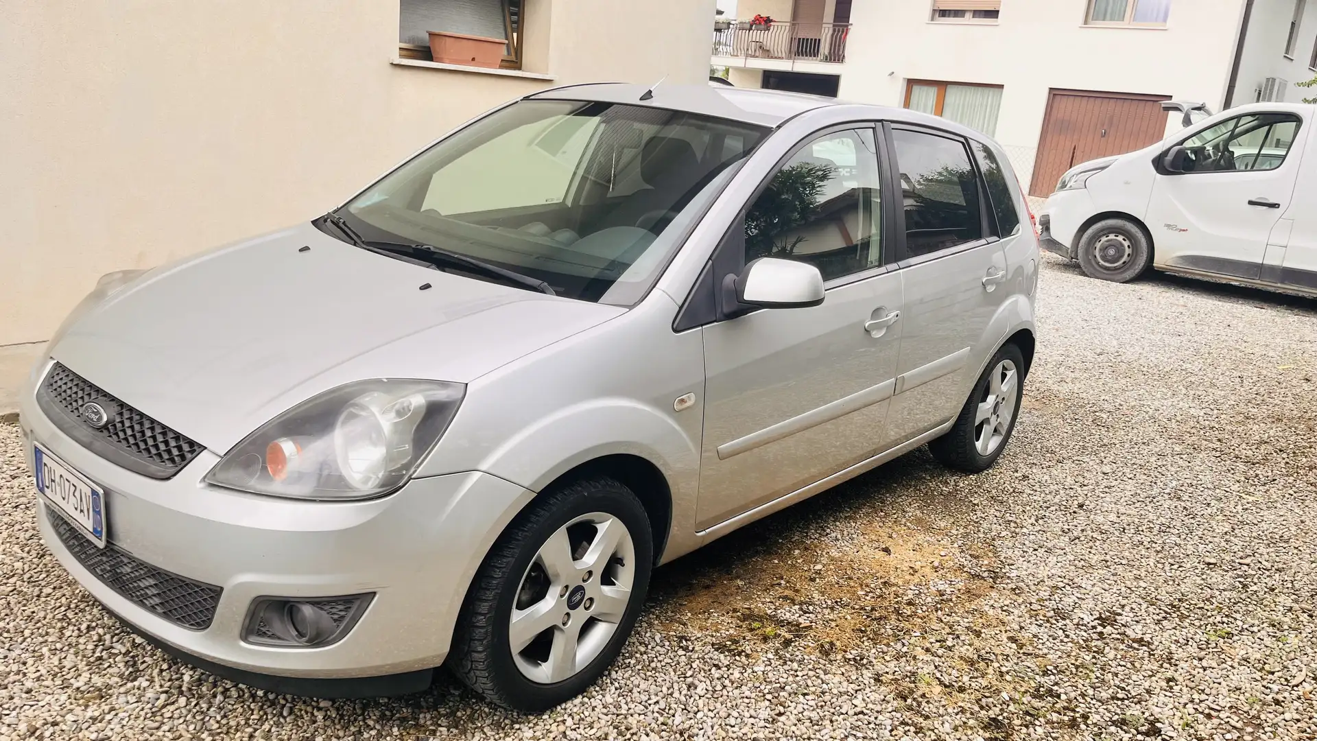 Ford Fiesta Trend - 2