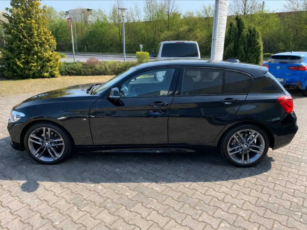 BMW 120