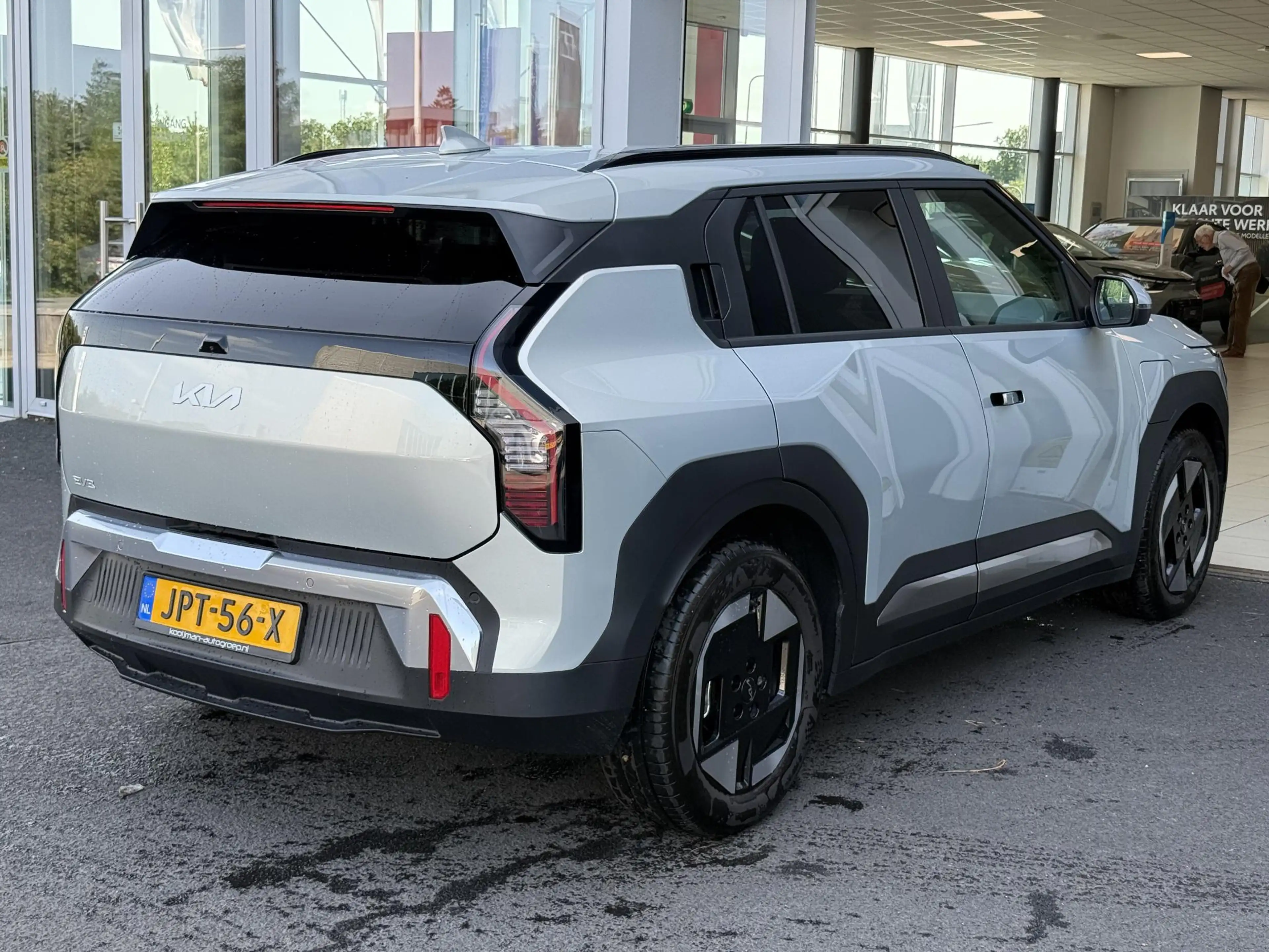 Kia EV3 Plus 81.4 kWh | Dodehoekdetectie| Stoel/stuurverwa — photo 7