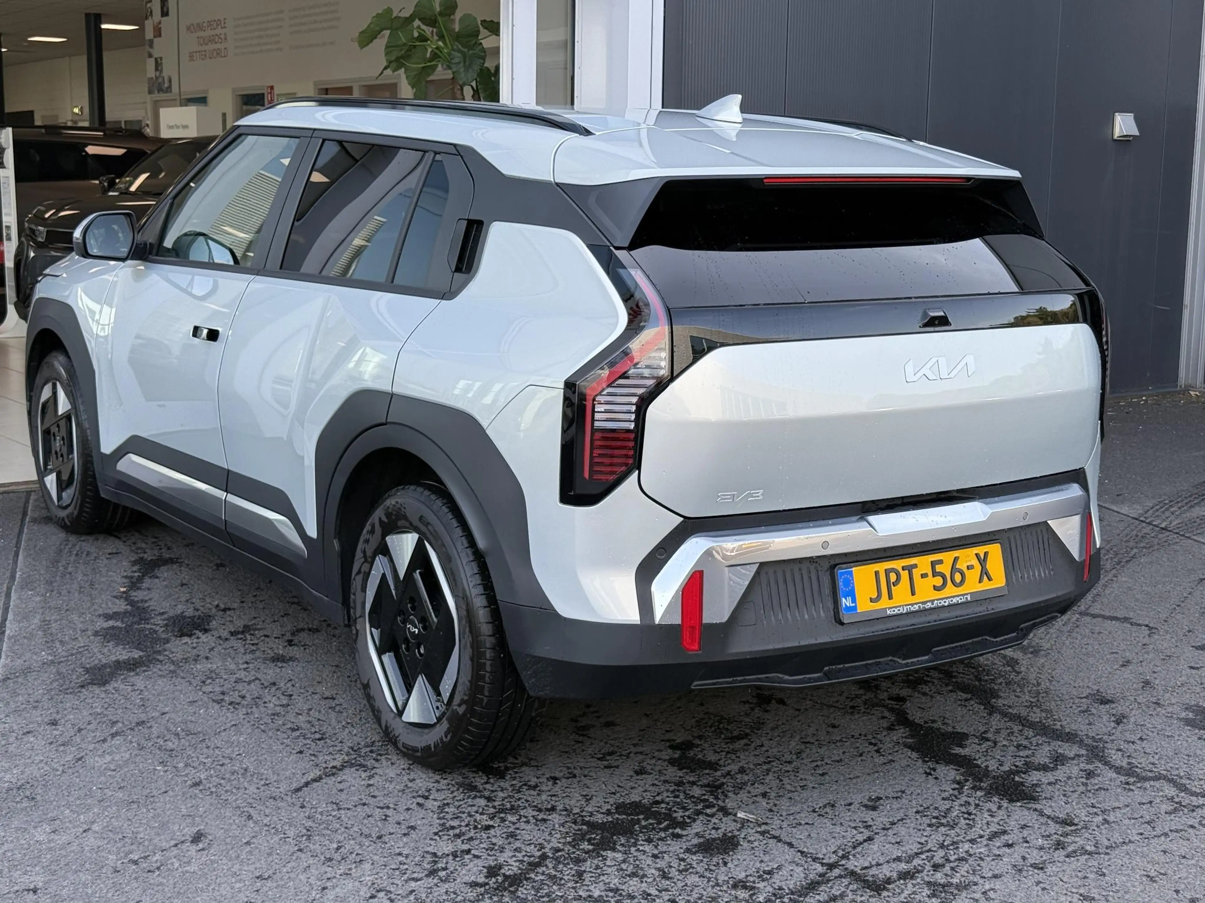 Kia EV3 Plus 81.4 kWh | Dodehoekdetectie| Stoel/stuurverwa — photo 6
