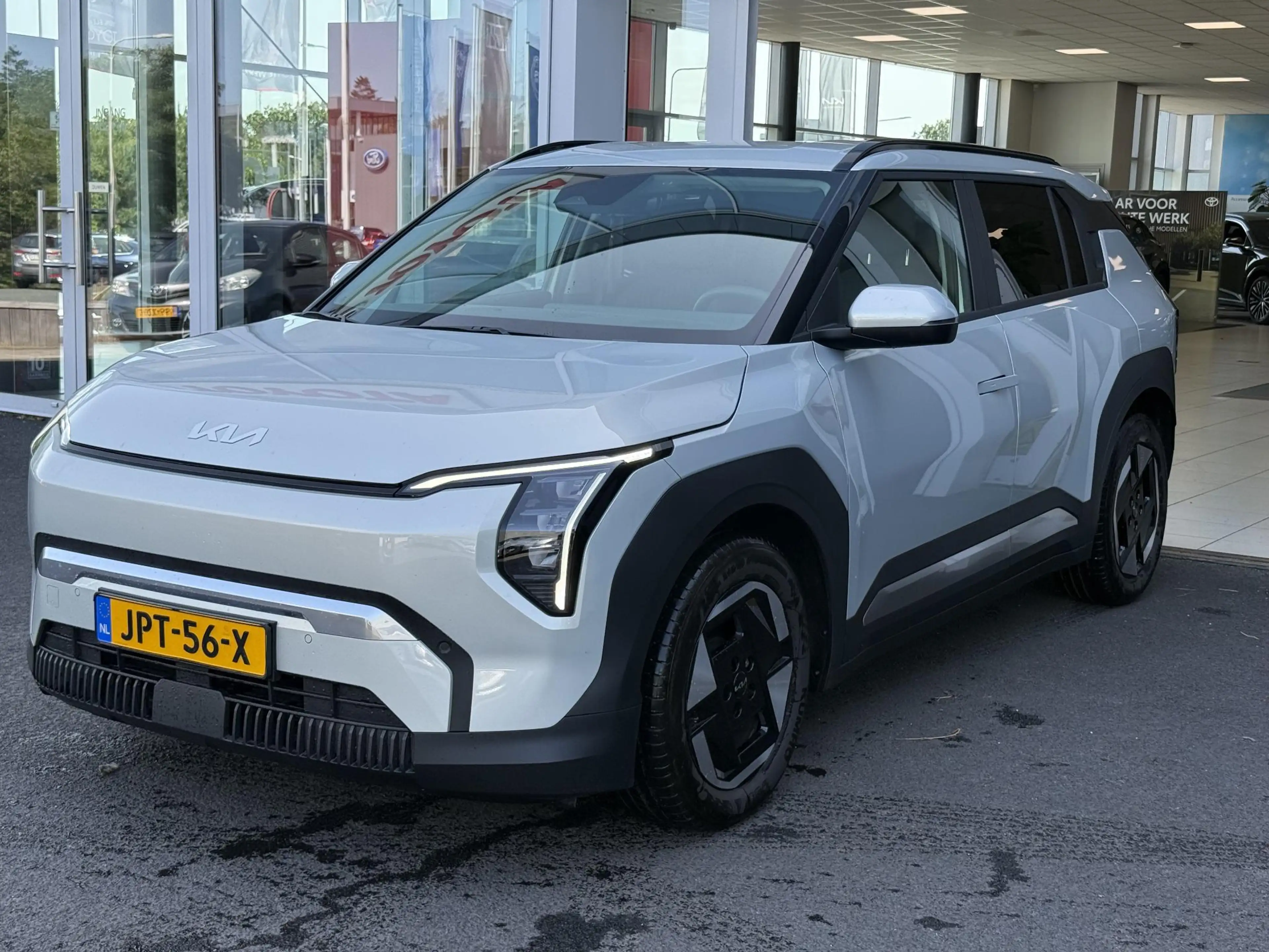 Kia EV3 Plus 81.4 kWh | Dodehoekdetectie| Stoel/stuurverwa — photo 4