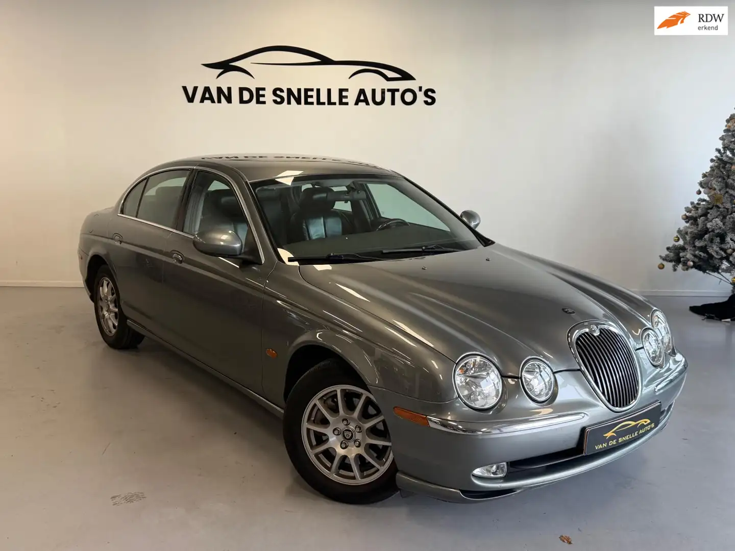 Jaguar S-Type 2.5 V6 NIEUWSTAAT/ONDERHOUDSGESCHIEDENIS/PDC Grijs - 1