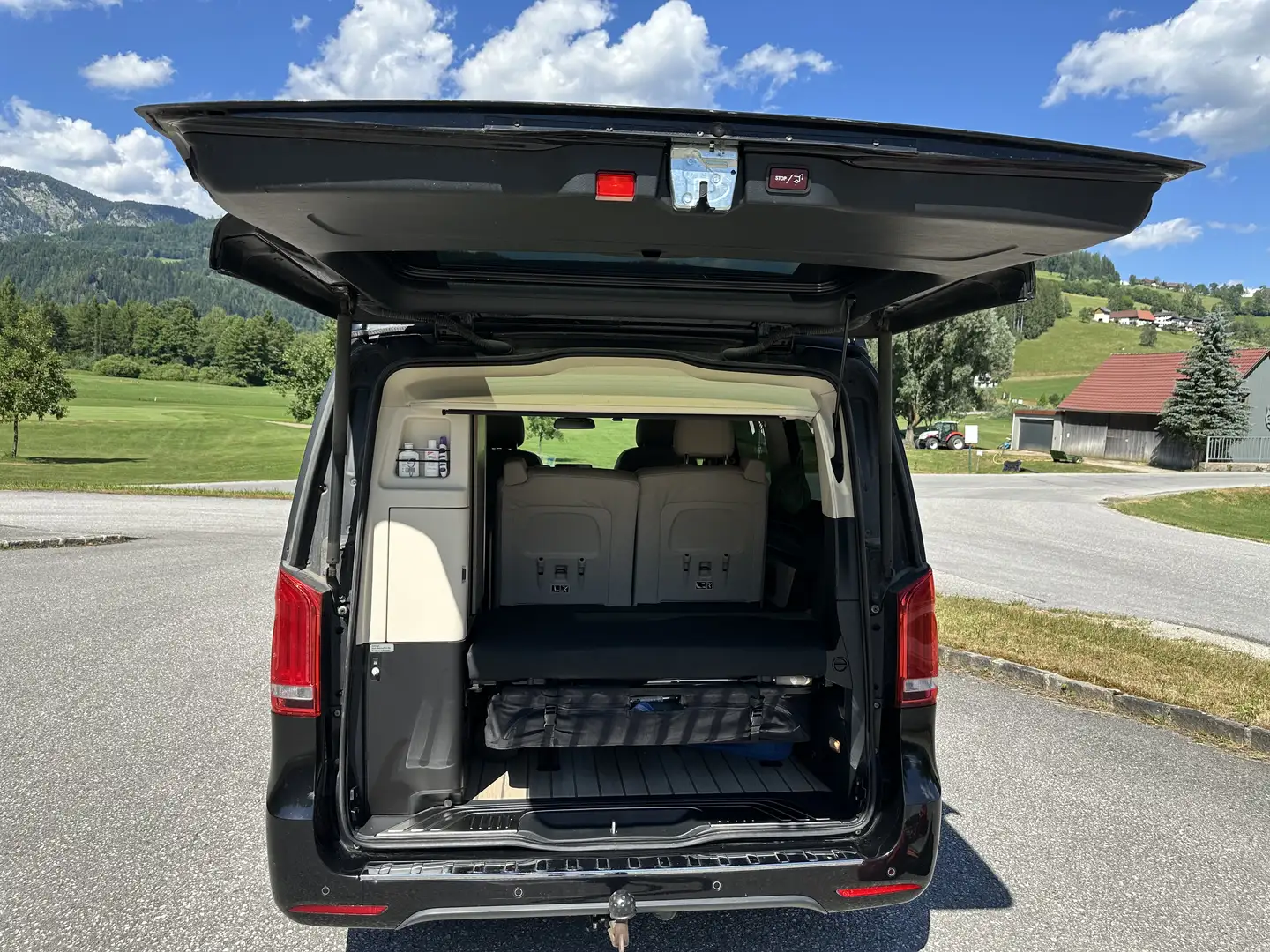 Mercedes-Benz Marco Polo Marco Polo 250 d lang 4MATIC Aut. Schwarz - 2