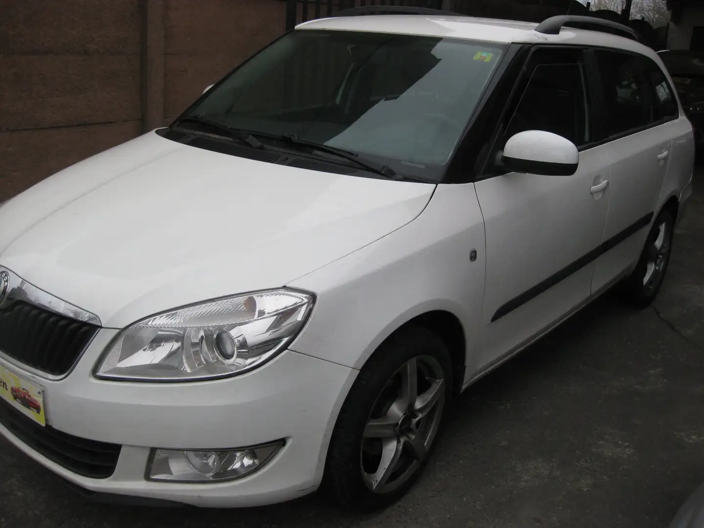 Skoda Fabia 1.2 CR TDi GPS CLIM *EXPORT MARCHANT * EURO5 Wit - 2