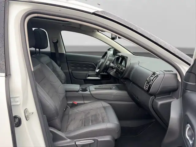Citroen C5 Aircross view 9