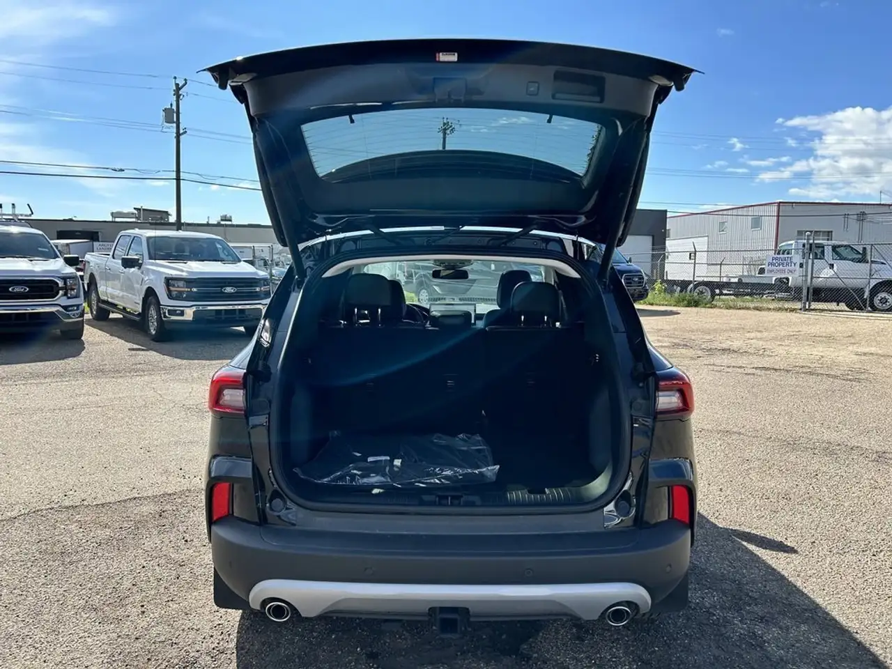 Ford Escape снимка Ford Escape