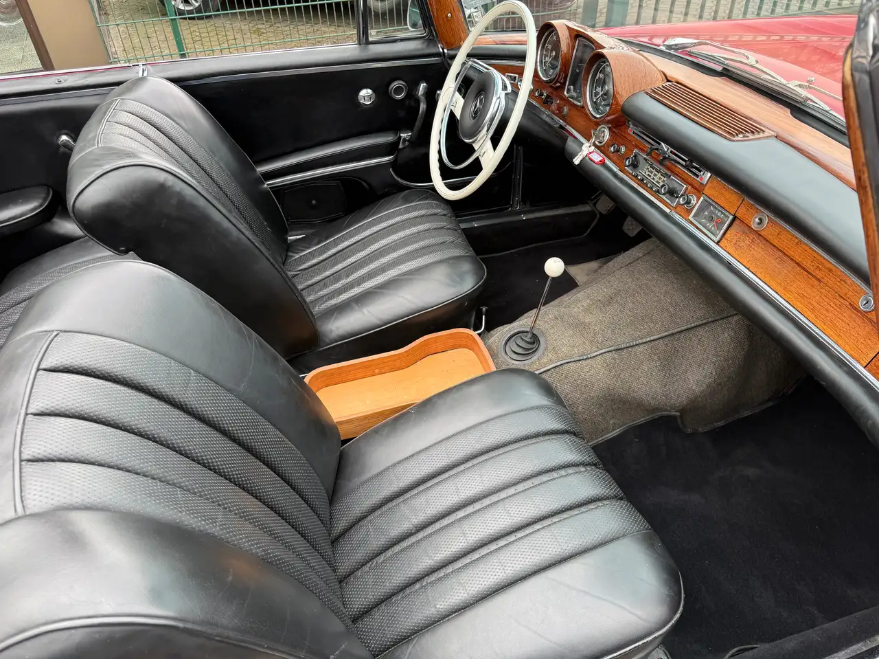 Mercedes-Benz 220 SEb W111 Cabrio *H-Kennzeichen*deutsches Fahrzeug*, foto 10