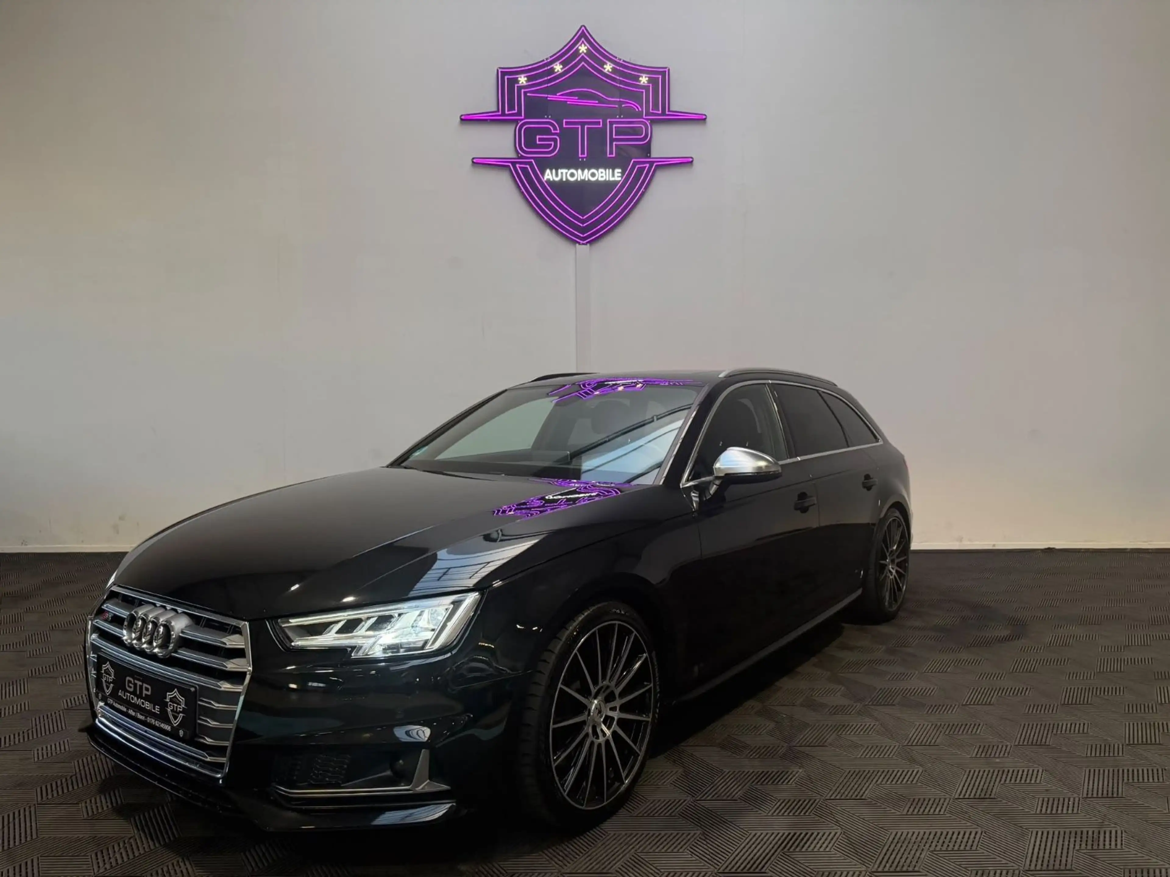 Audi S4 Avant 3.0 TFSI *VIRTUAL*B&O*Pano*Memory*R.Kam