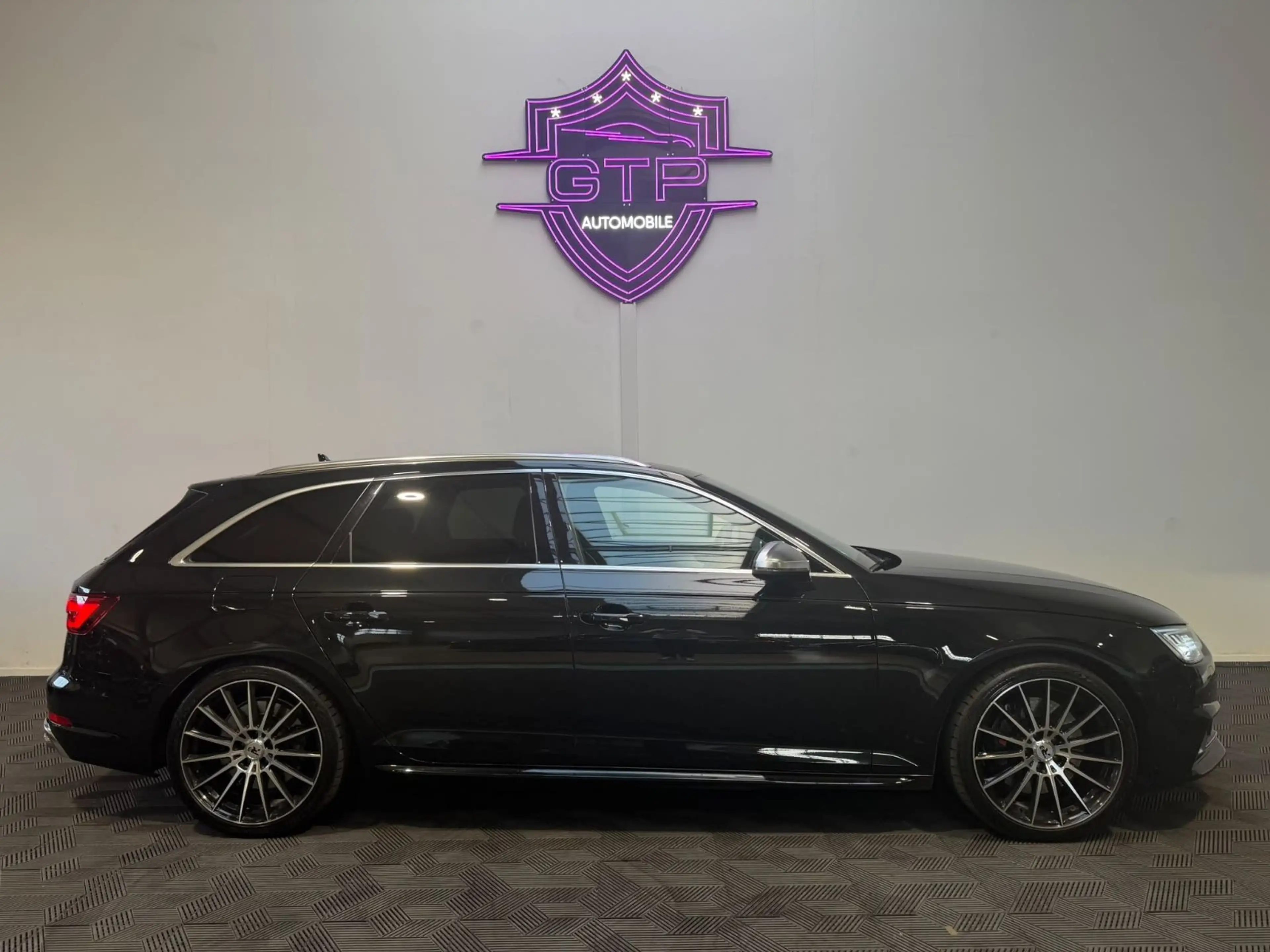 Audi S4 Avant 3.0 TFSI *VIRTUAL*B&O*Pano*Memory*R.Kam — photo 4