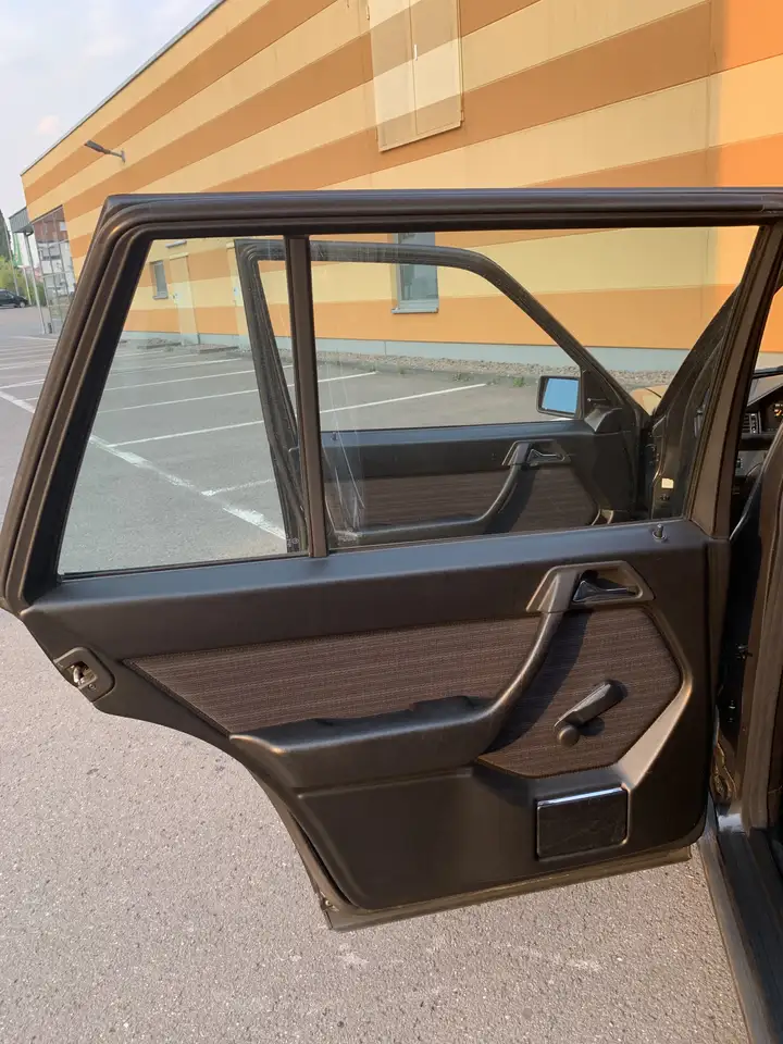 Mercedes-Benz E 230 E-Klasse TE, foto 12