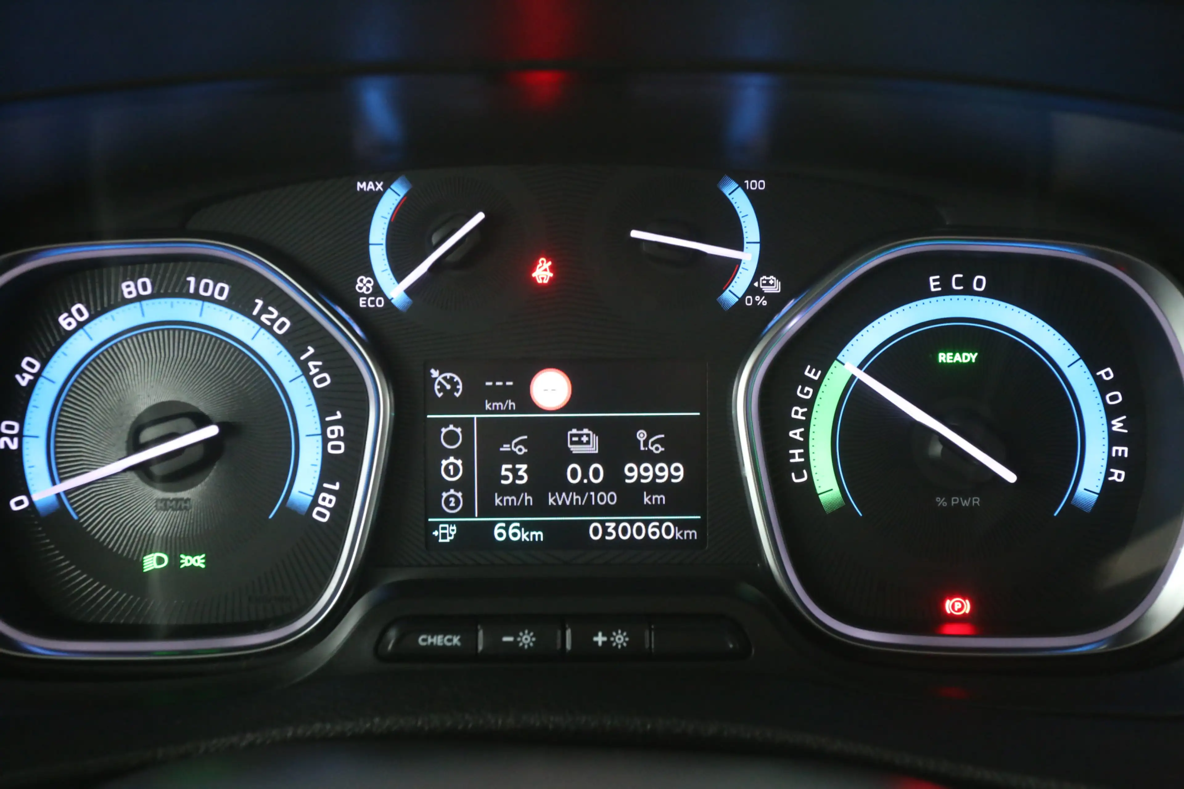 Peugeot e-Expert Toyota ProAce Extra Range 75 kWh L2H1 | Snelladen — photo 14