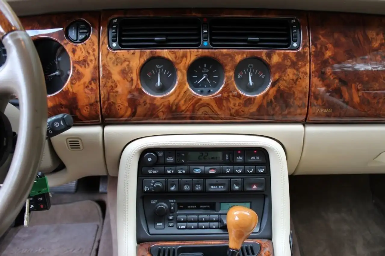 Jaguar XK 8 Coupe Top Zustand 3 Jahre Garantie, foto 9