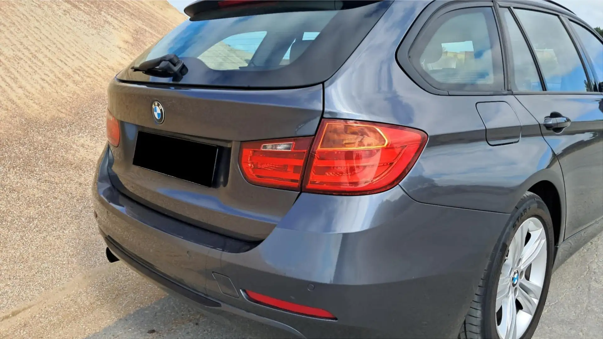 BMW 316 316i Touring Aut. Sport Line Gris - 1