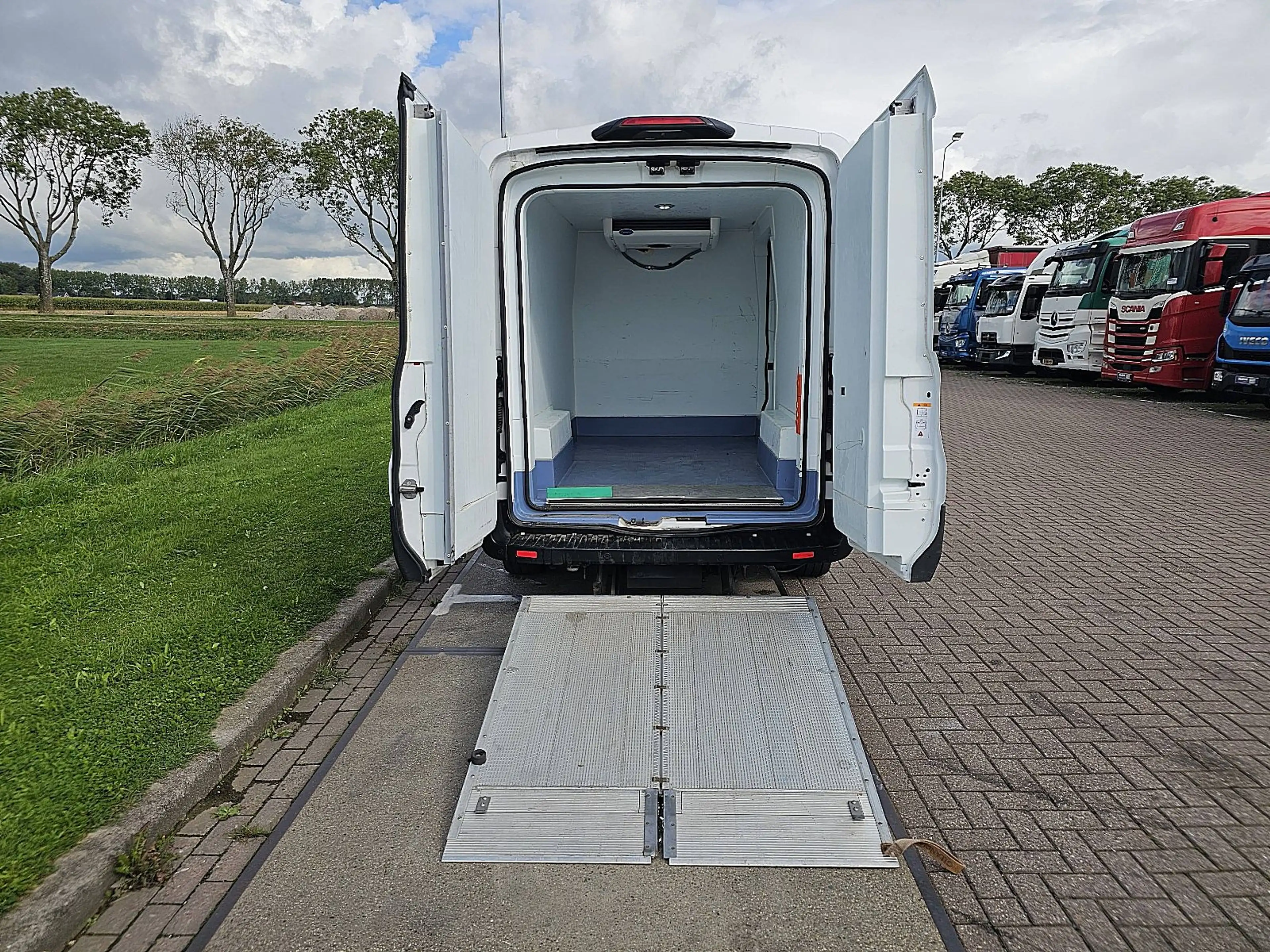 Ford Transit 350 2.0 TDCI L2H2 Trend AWD Cruise control, Airco, — photo 7