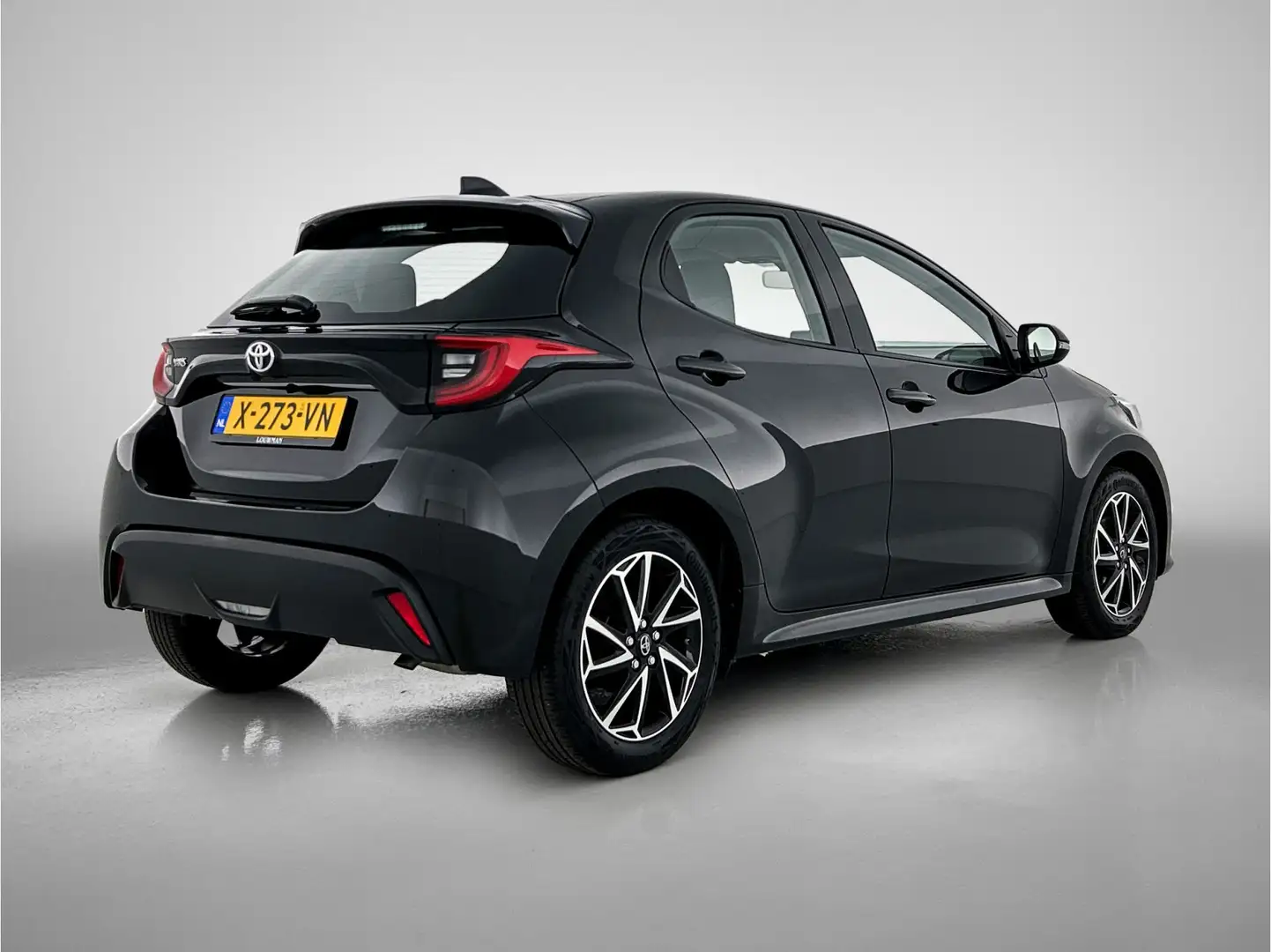Toyota Yaris 1.5 VVT-i 125 PK Dynamic | Apple Carplay/Android A Nero - 2