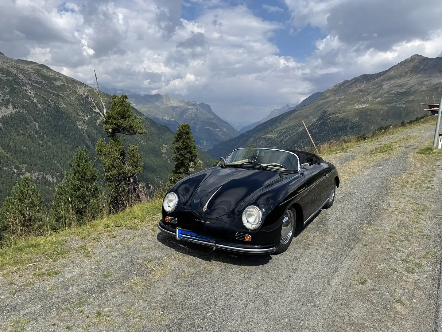 Porsche 356 Porsche Vintage Speedster 356 Cabrio in Schwarz / Schwarz - 1