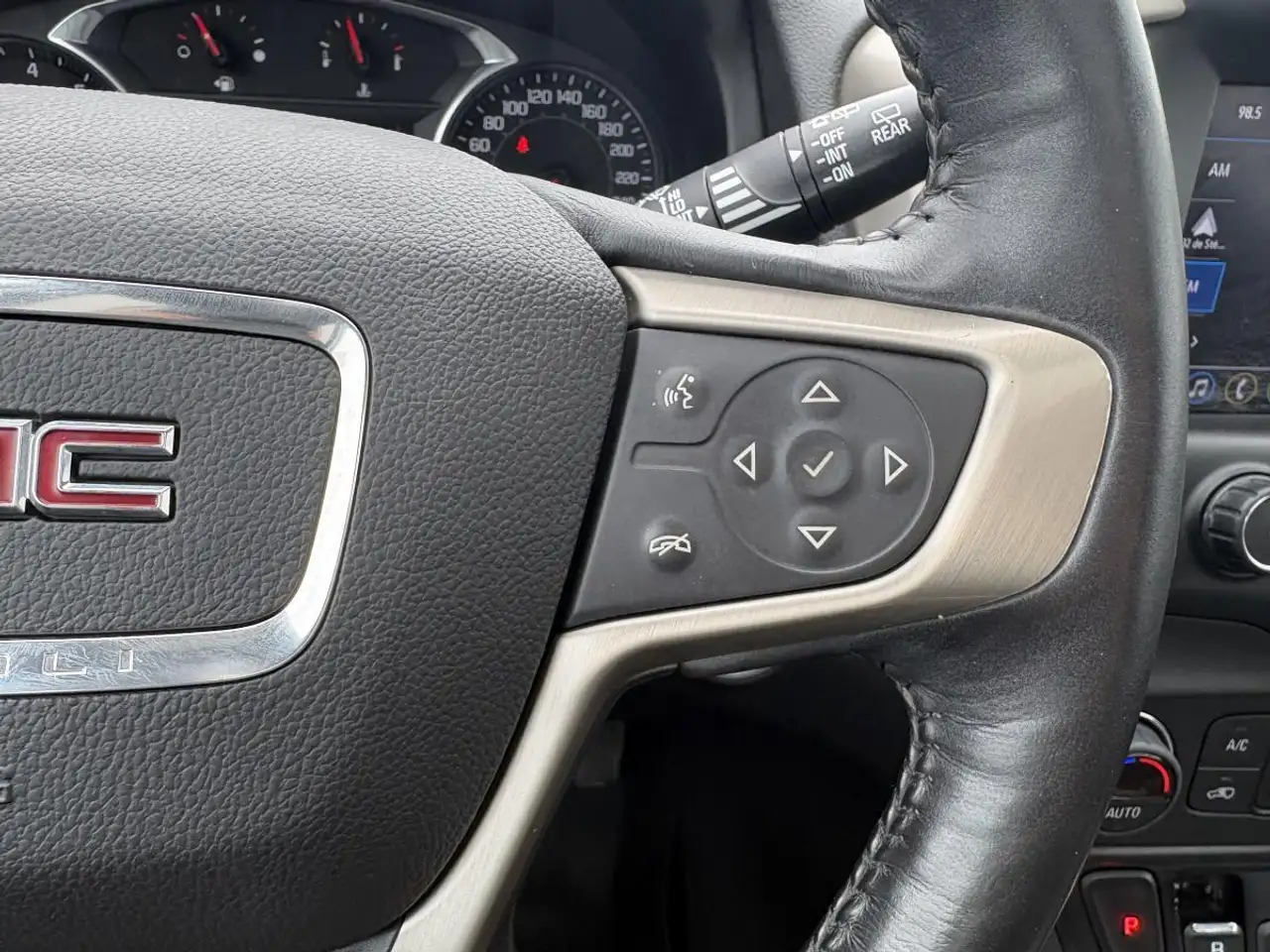 GMC Terrain снимка GMC Terrain