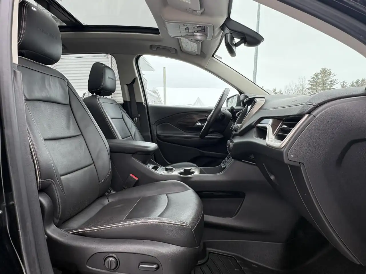 GMC Terrain снимка GMC Terrain
