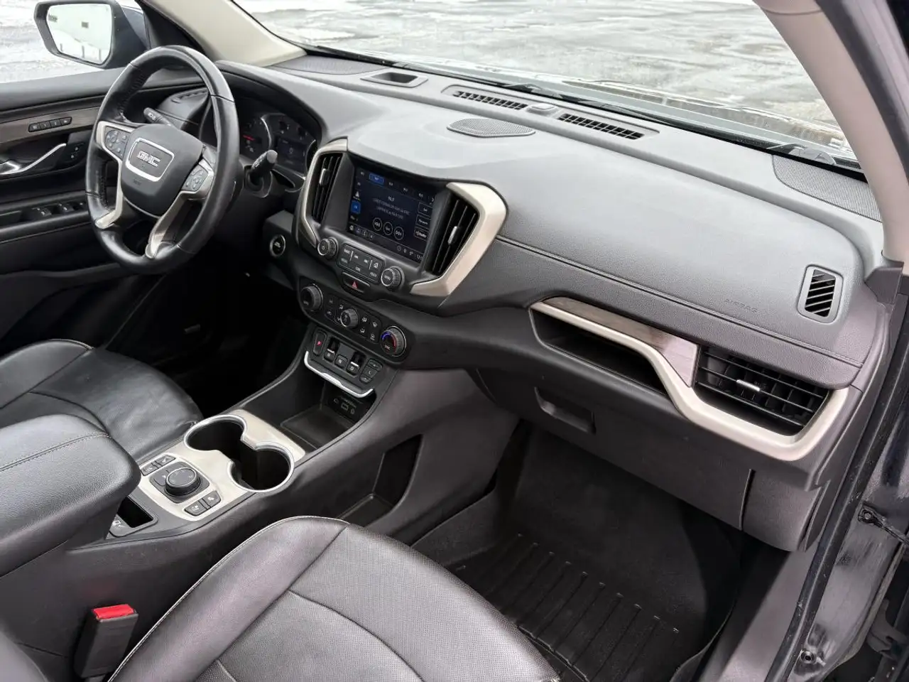 GMC Terrain снимка GMC Terrain
