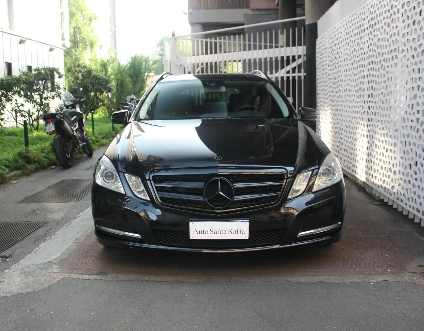 Mercedes-Benz E 350 CDI SW Executive Plus 4matic-Unipropr.-Full Black Nero - 2