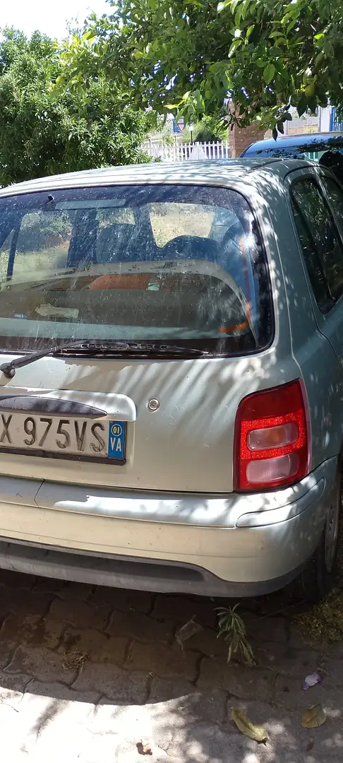 Nissan Micra Micra 5p 1.0 Junior c/SS Grigio - 1
