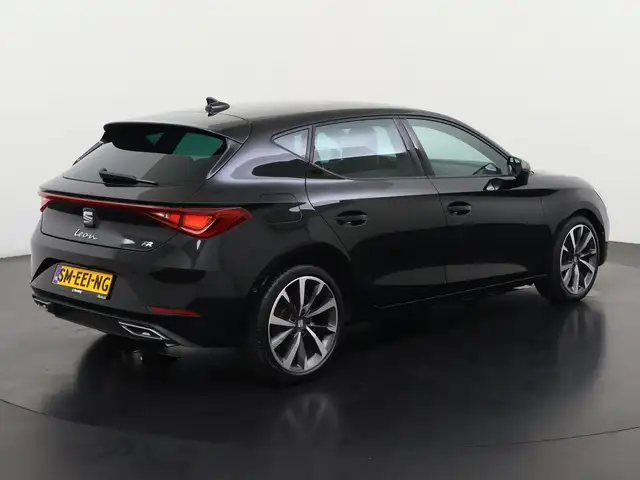 Seat Leon view 5