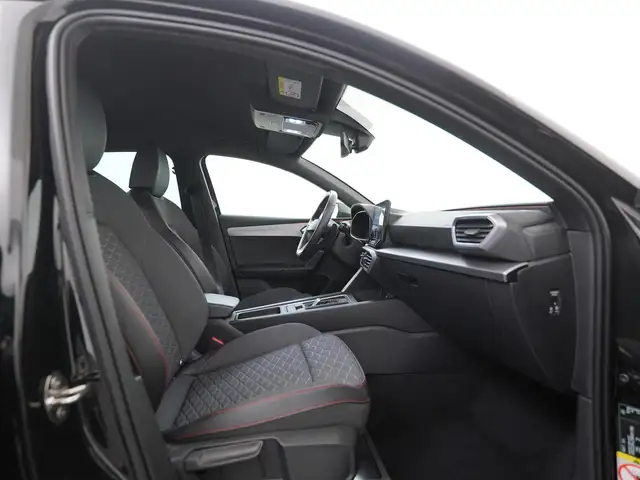 Seat Leon view 3