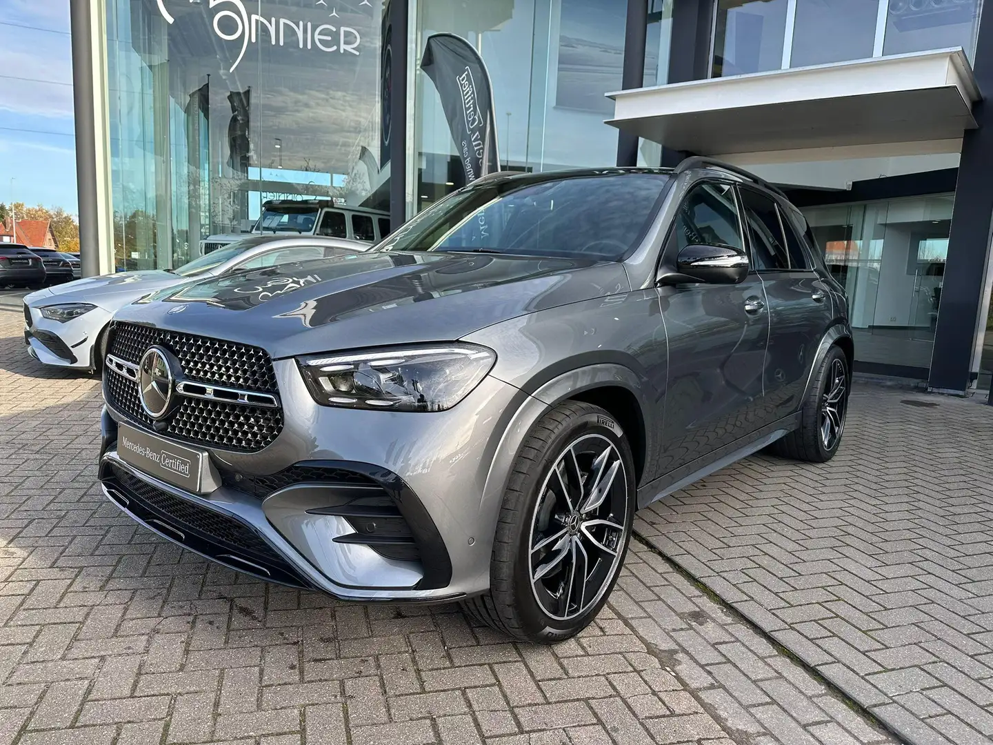 Mercedes-Benz GLE 350 GLE de 4MATIC AMG Line Grijs - 1