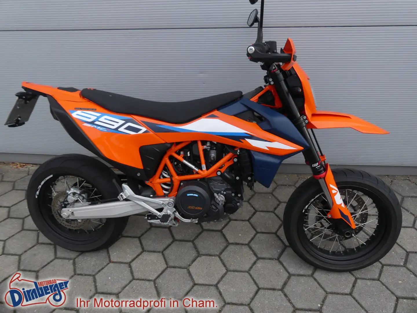 KTM 690 SMC R A2 - Drosselung, Remus, TOP-Zustan Šedá - 2