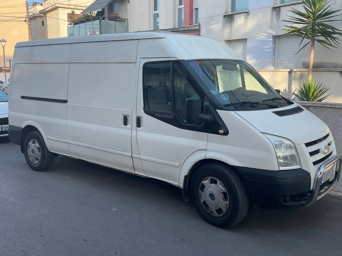Ford Transit FT 350L Kombi 140 Blanco - 2
