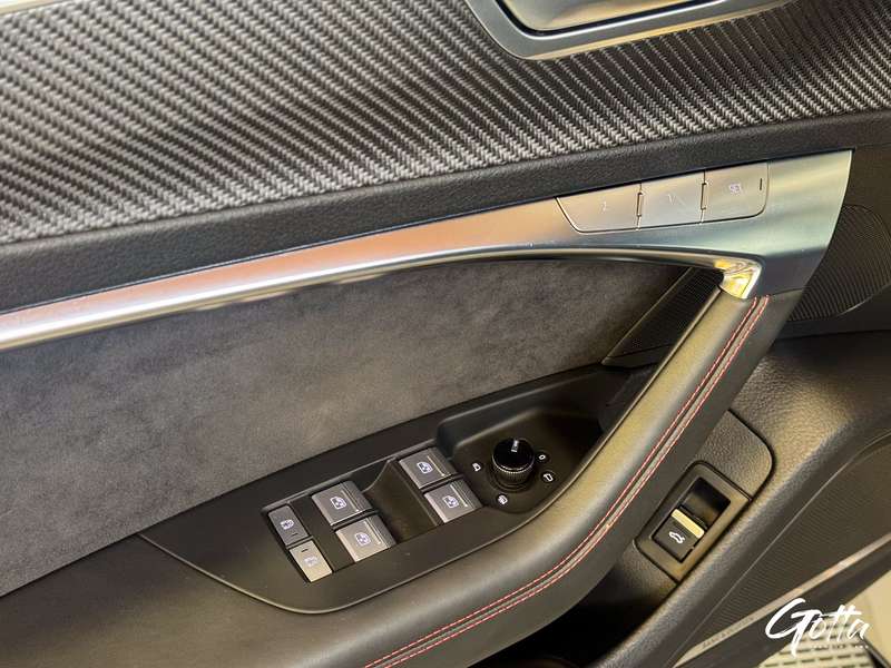 Photo du véhicule Audi RS6