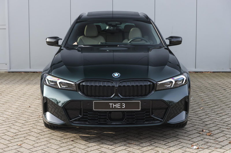 BMW 330 3 Serie Touring 330e M Sport Automaat / Panoramada — photo 6