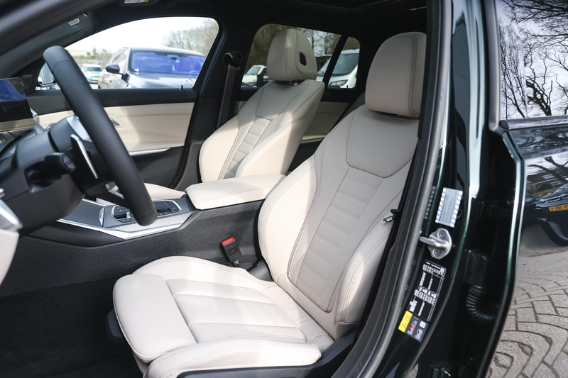 BMW 330 3 Serie Touring 330e M Sport Automaat / Panoramada — photo 11